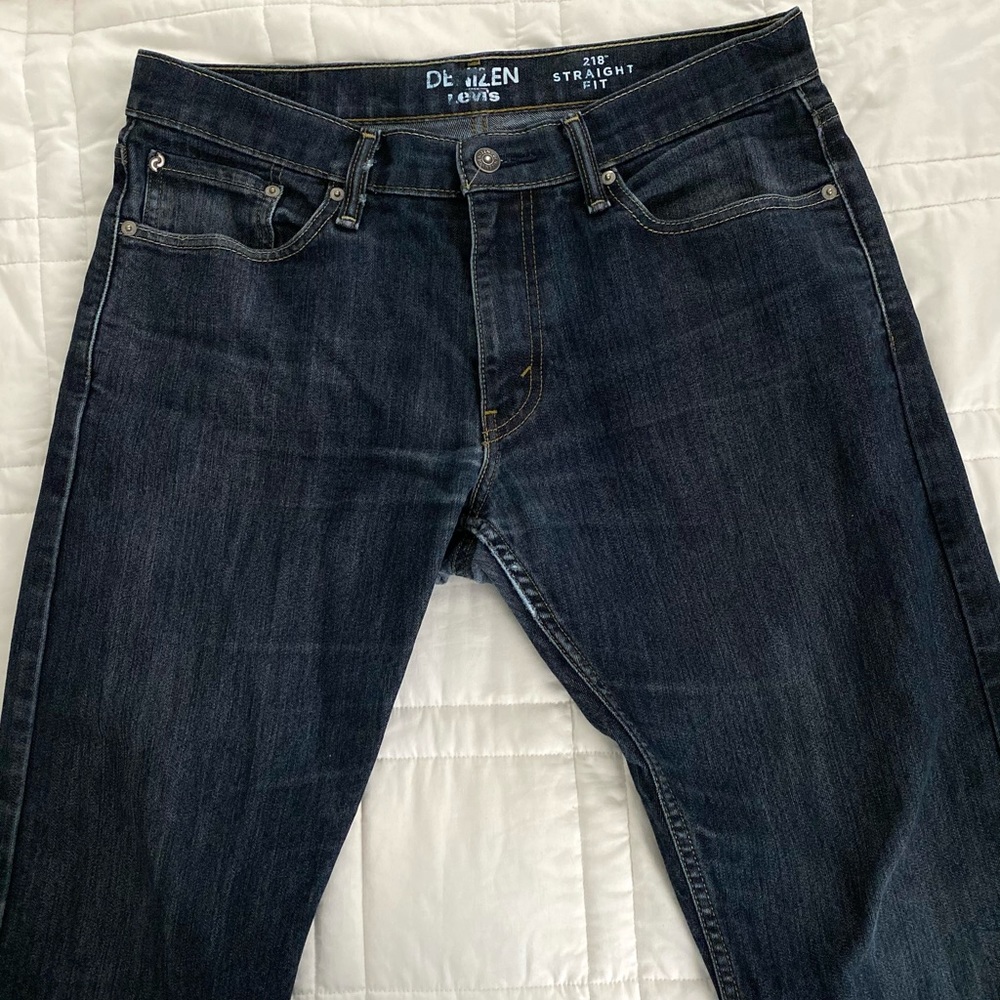 Levi’s 218 Slim Straight Dark Jean | W33 L32